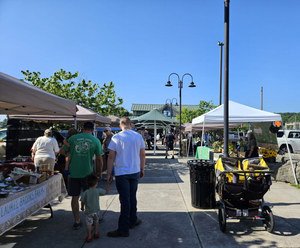 State Street Farmers Market, Bristol, TN