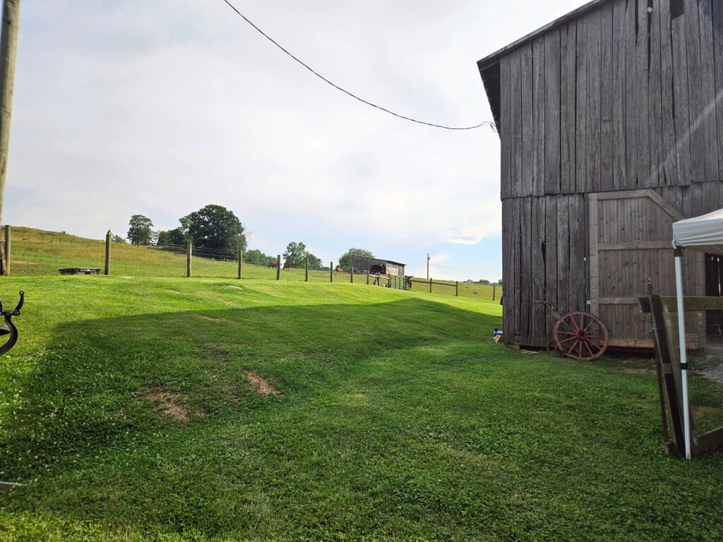 Fleenor Farm - Appalachian Highlands Farmers Magazine Beautiful Scenes at the Fleenor Farm