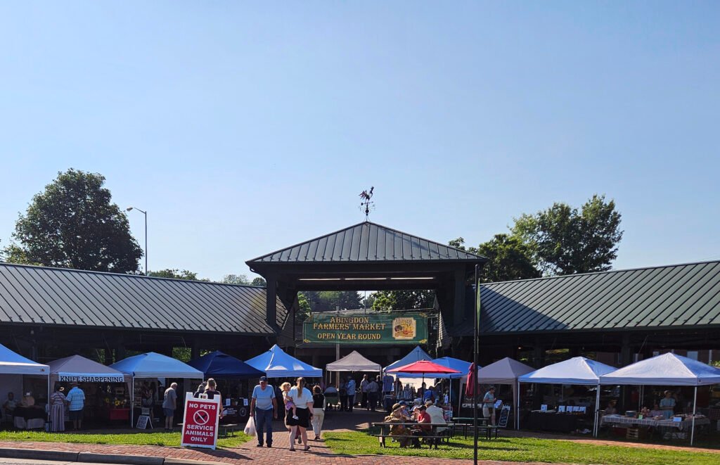 Entrance to the Abingdon Farmers Market