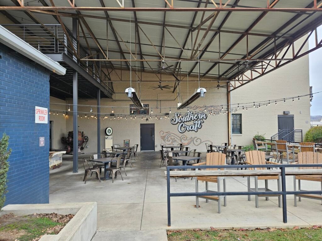 Entrance to Sessions Hotel