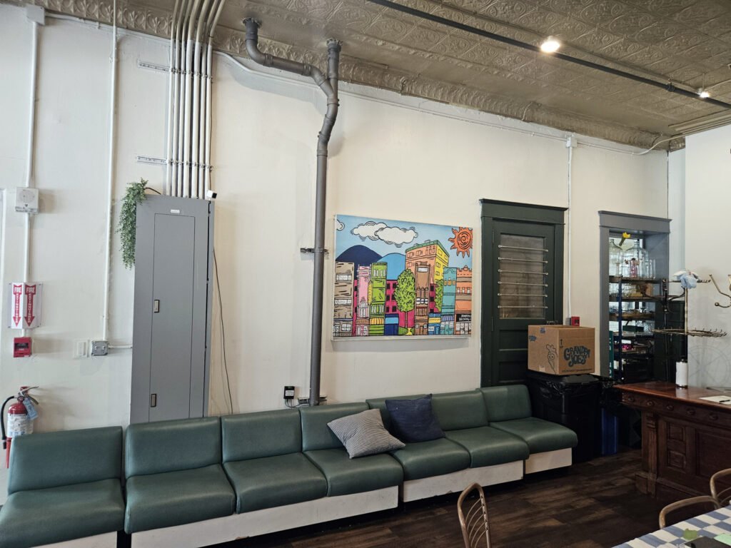 Beautiful art and a serene and comfortable atmosphere