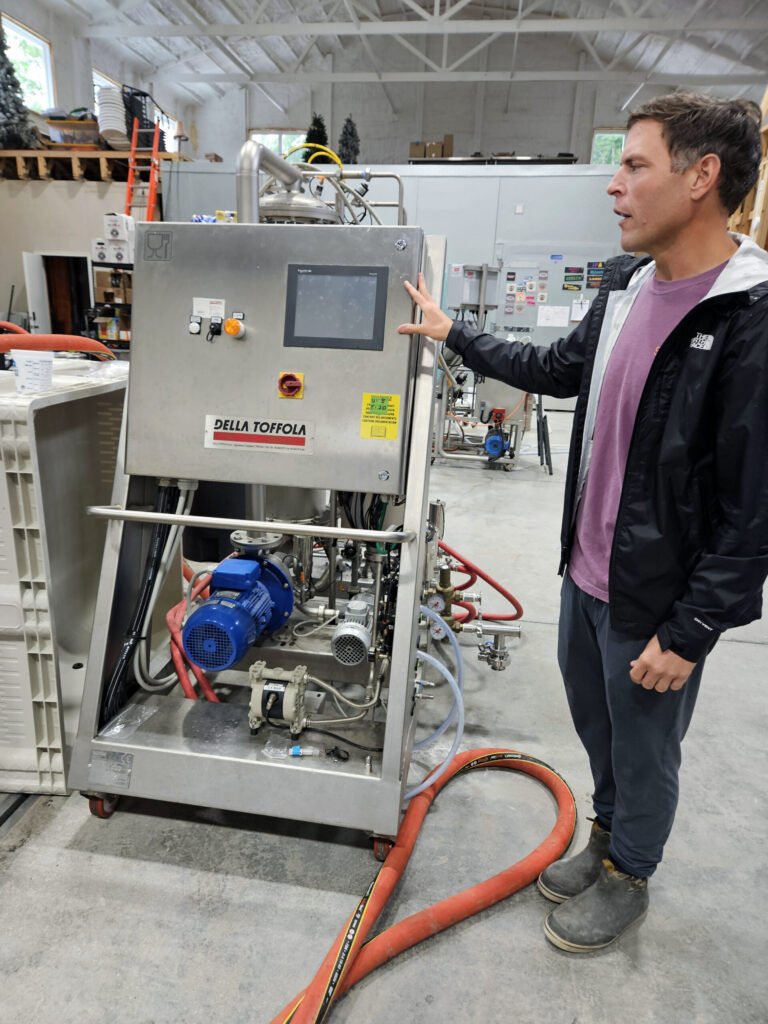 Will Payne shows how filtration works