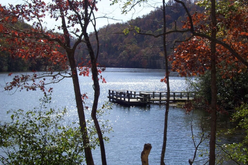 Hungry Mother State Park – by Virginia State Parks staff, CC BY 2.0